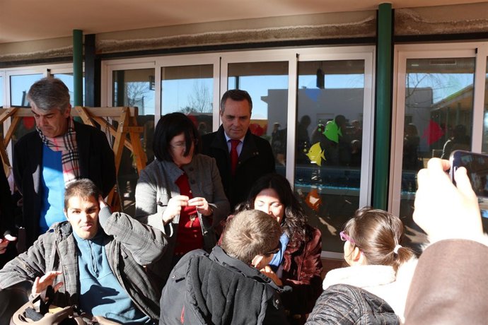 Los populares en Salteras.