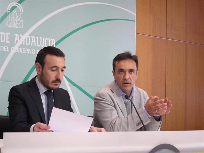 López Gil y Miranda en rueda de prensa
