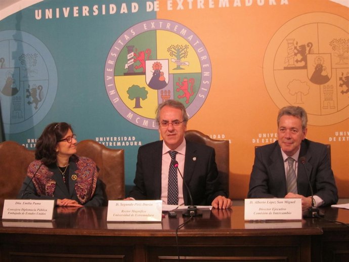 Reunión del programa de becas Fulbright en Cáceres