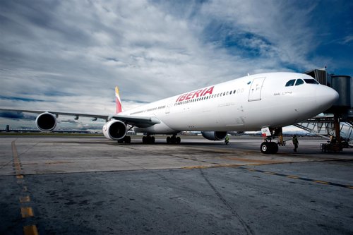 Avión con la nueva imagen de Iberia