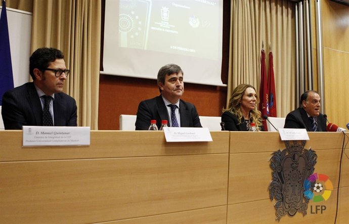 Quintanar, Cardenal y Tebas en una jornada jurídica