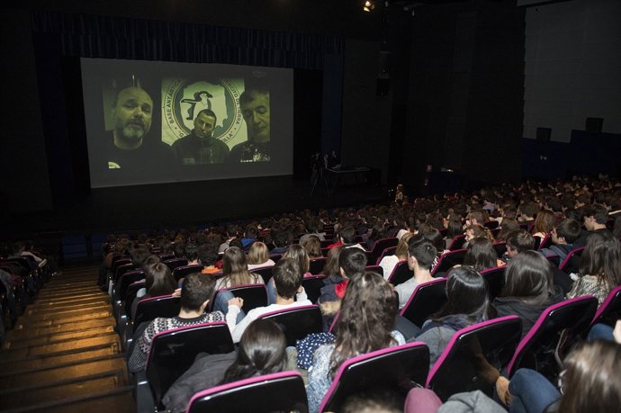 Videoconferencia con la Base Española Gabriel de Castilla