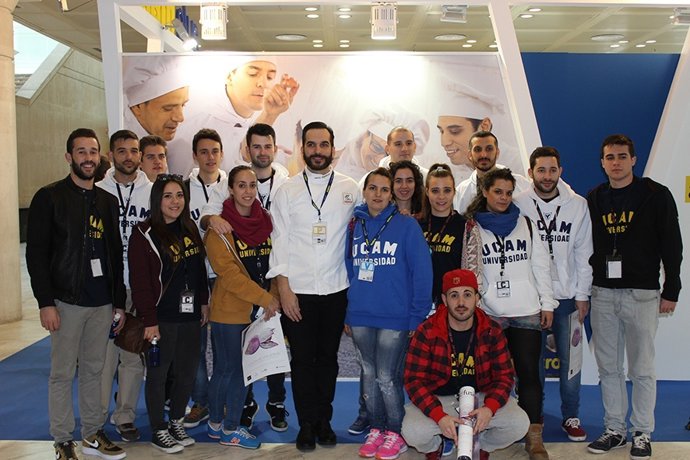 Estudiantes y profesores Gastronomía de la UCAM en Madrid Fusion
