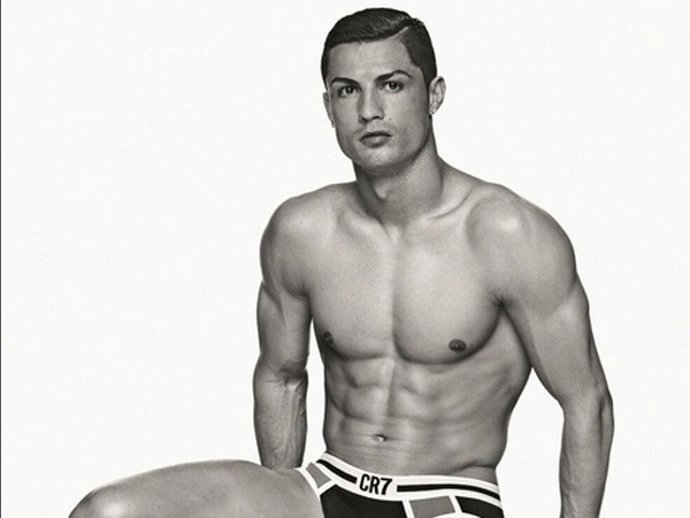 Cristinao ronaldo cumple 30 años lejos de irina shayk