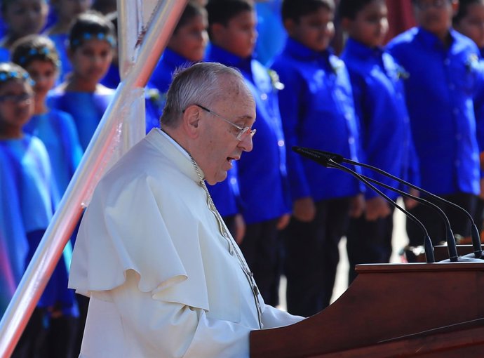 El Papa Francisco dice que ante pederastia no puede prevalecer evitar escándalo