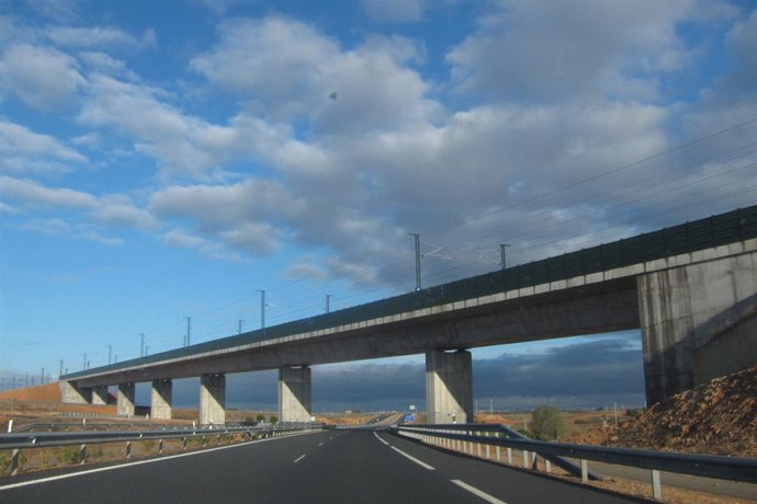 AVE MADRID LEVANTE + AUTOVIA A-41