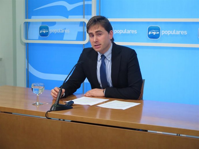 El senador del PP, Daniel Osés, en comparecencia de prensa