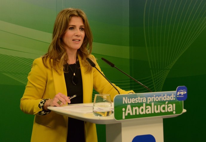 La vicesecretaria del PP-A, Ana Mestre, en rueda de prensa