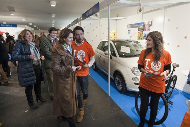 Barcina en el Salón del Estudiante.