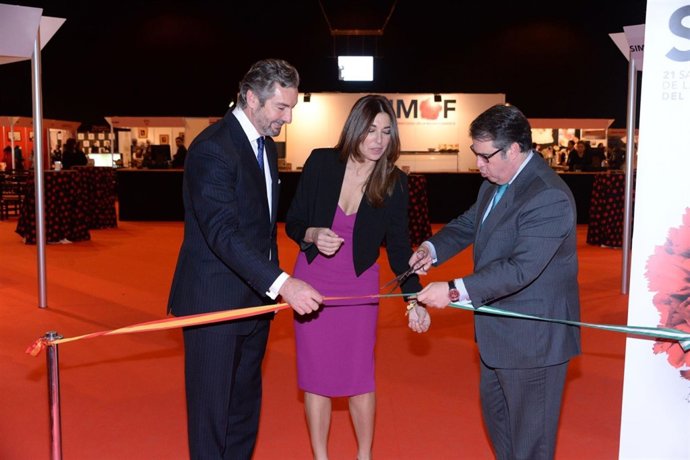 Corte de cita en la inauguración de Simof 2015