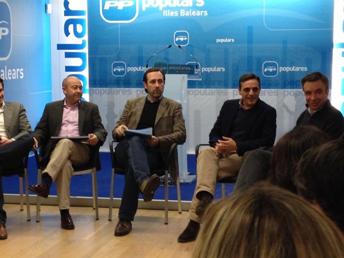 Bauzá en una reunión del PP