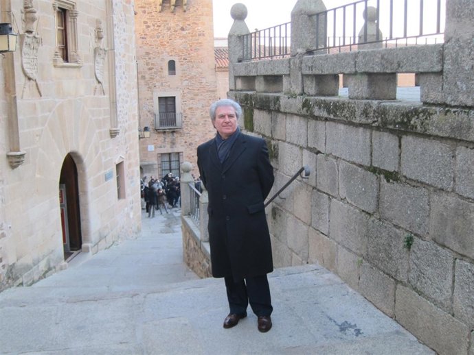 César Antonio Molina premio de Periodismo Ciudad de Cáceres