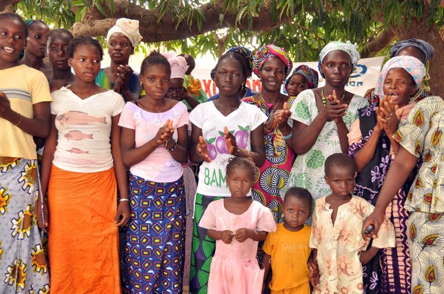 Comunidad de Malí celebra erradicación de mutilación genital femenina