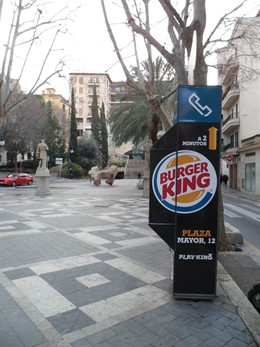 Valla publicitaria en la Rambla