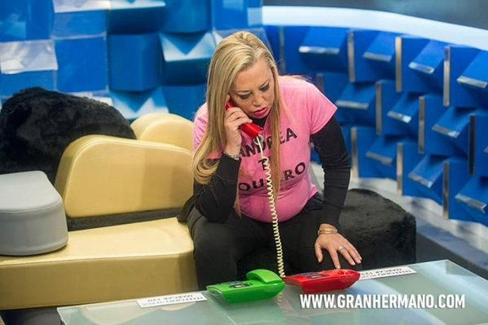 BELEN ESTEBAN SANCIONADA