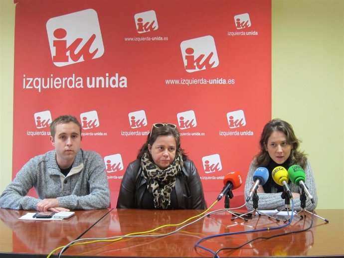 Diego Mendiola, Henar Moreno y Marina Albiol