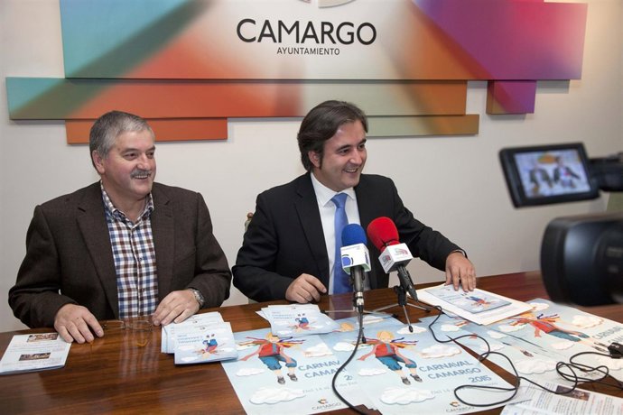El alcalde y el concejal de Festejos presentan la programación de Carnaval