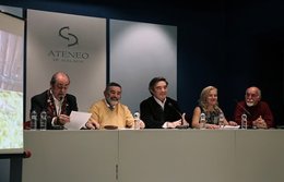 Exposición axarquía uva viñedo unia