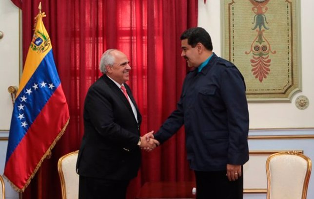 Reunión entre Samper (Unasur) y presidente de Venezuela, Nicolás Maduro