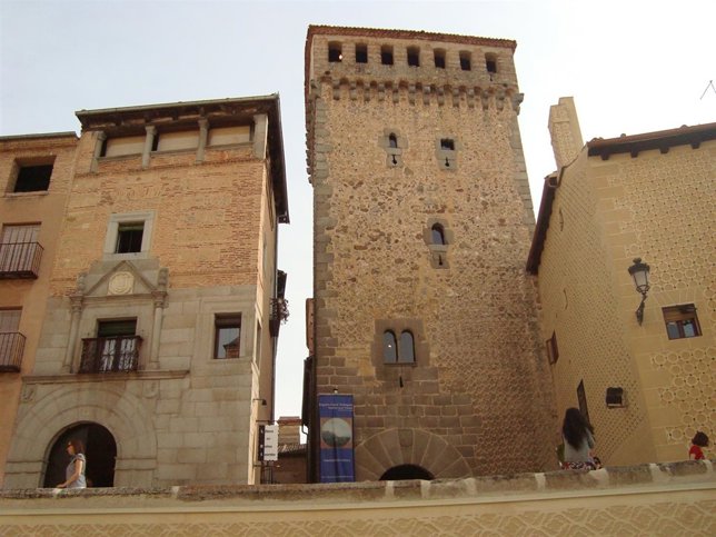  El Torreón De Lozoya De Segovia