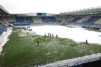 Suspendido el Alavés-Osasuna por el exceso de hielo y nieve en el campo