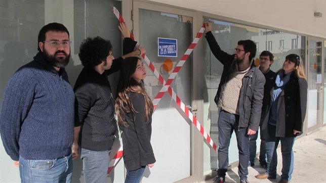 MÉS per Palma realiza una acción reivindicativa en un casal de barrio