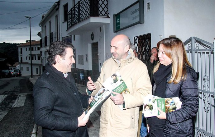 Francisco Conejo con candidato PSOE Casarabonela, Antonio Campos