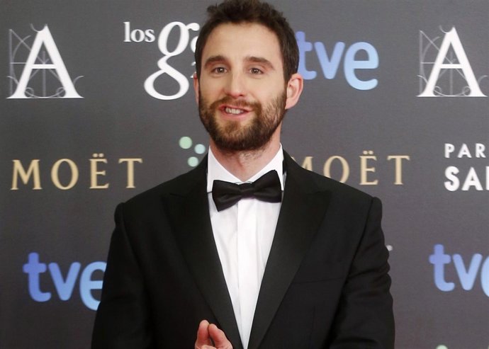 Spanish actor Dani Rovira poses on the red carpet before the Spanish Film Academ