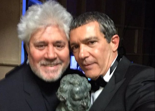 Antonio Banderas s eestrena en Twitter con los Premios Goya