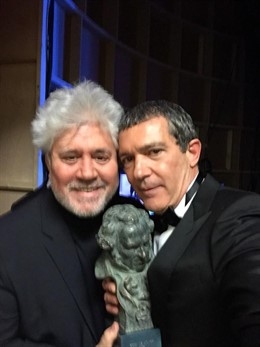 Antonio Banderas y Pedro Almodóvar