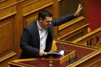 Tsipras asegura que "no permitirá" ningún desahucio de primeras viviendas