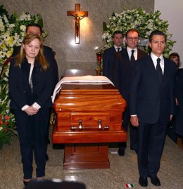 El presidente de México, Enrique Peña Nieto, acudió al funeral de Vázquez Raña