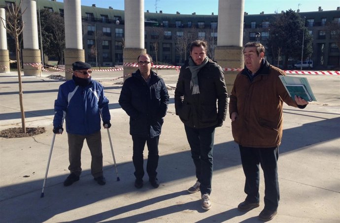 Visita del Grupo Municipal Socialista al barrio Belén