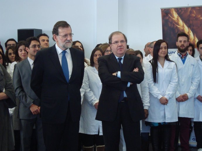 Rajoy y Juan Vicente Herrera en el Centro I+DEA del Grupo Siro