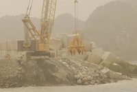 Ahúja sostiene que el PP es el único partido "ajeno" a las supuestas irregularidades de El Musel