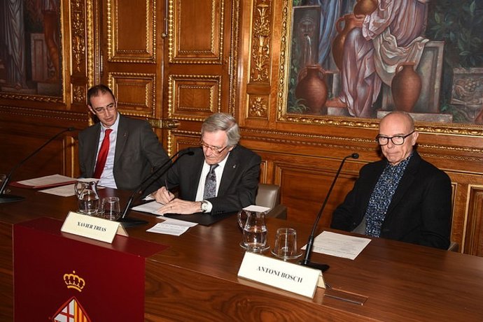 Trias firma el Programa de Investigación Urbana de Barcelona