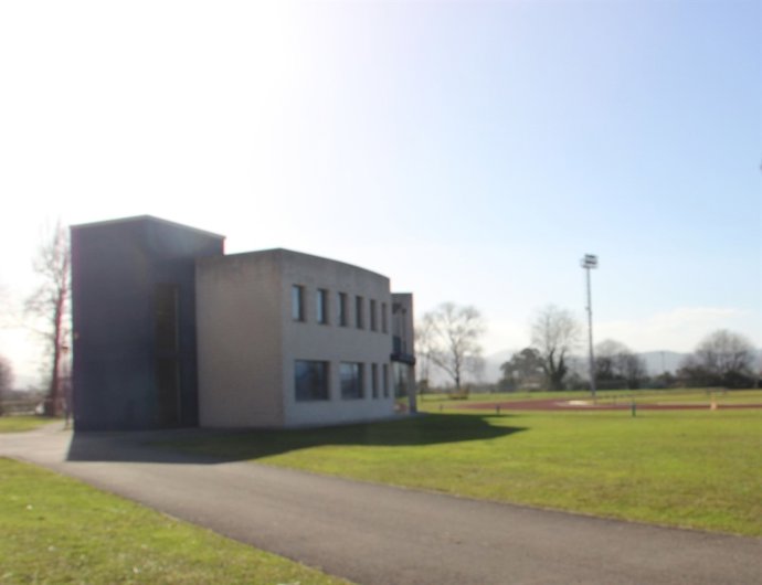 Casa del Deporte junto a la que se construirán las pistas