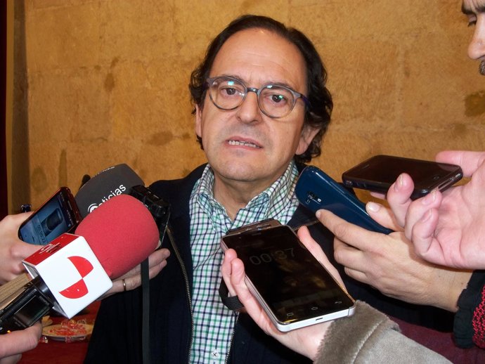  El Portavoz Del PP De León, Luis Aznar.