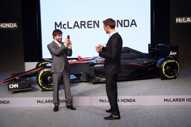 Fernando Alonso y Jenson Button (McLaren-Honda)