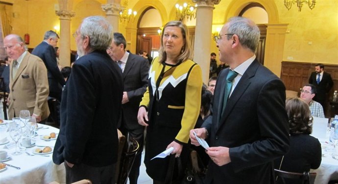 Pilar del Olmo en el Foro Gaceta de Salamanca.