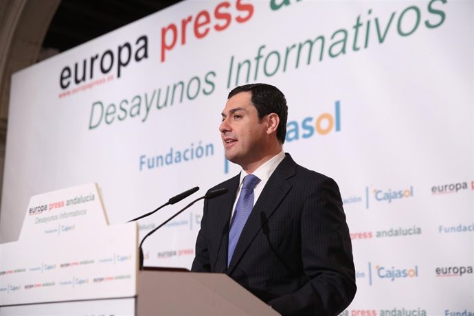 Juanma Moreno, presidente del PP-A, en los Desayunos de Europa Press Andalucía