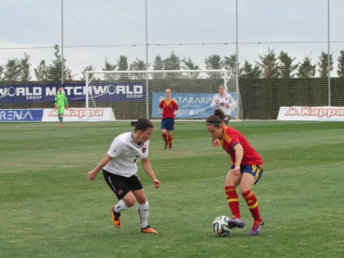 Vero Boquete en el amistoso España-Austria