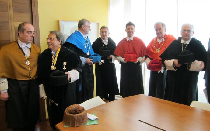 Acto de apertura del curso 2015-2016 de la UNIA