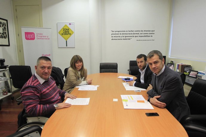 Toni Cantó se reúne con la Asociación Estatal de Víctimas de Accidentes