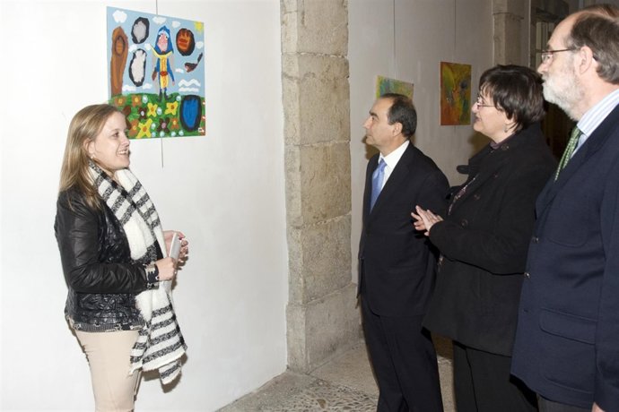 Inauguración de la muestra de los niños de APTACAN