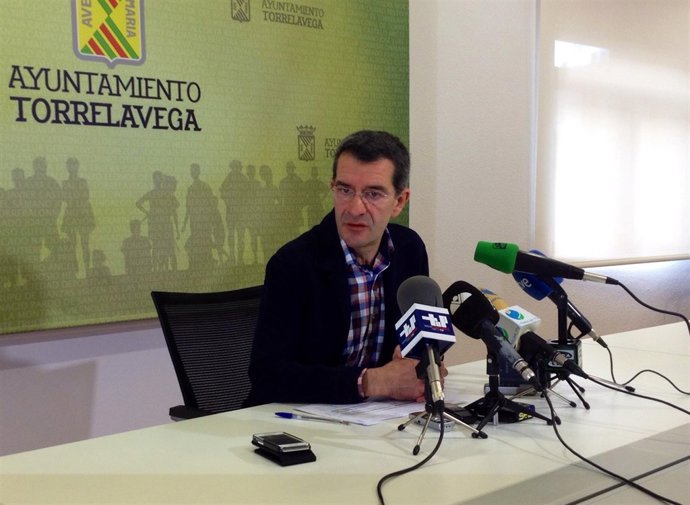 Pérez Noriega presenta el borrador de los presupuestos para 2015