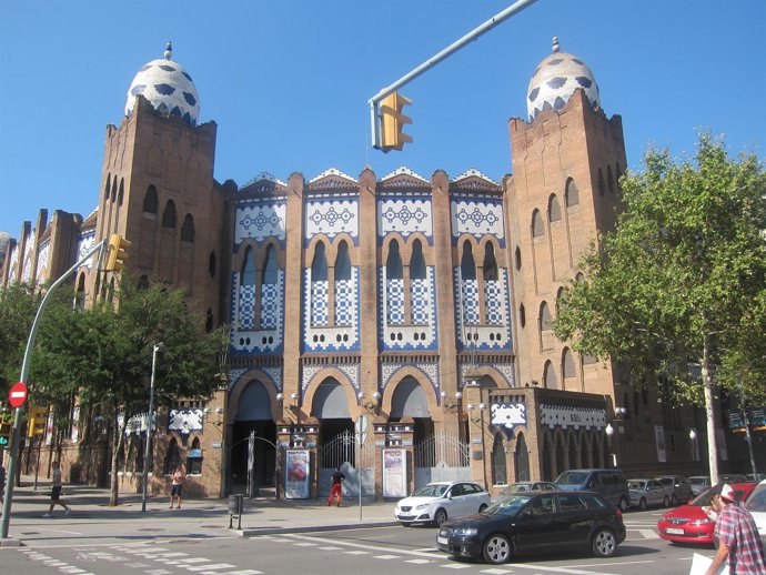 La Plaza De Toros Monumental