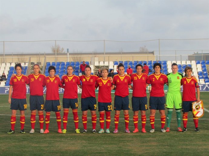 La selección española de fútbol femenino en Pinatar Arena