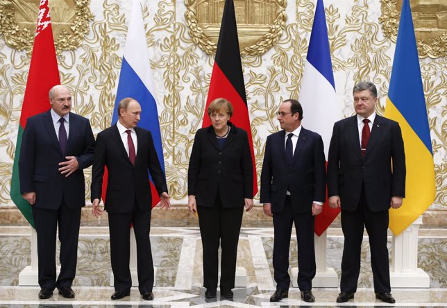 Putin, Angela Merkel , Hollande pactos para la paz en ucrania