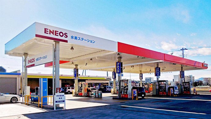 Estación de recarga de coches eléctricos en Japón